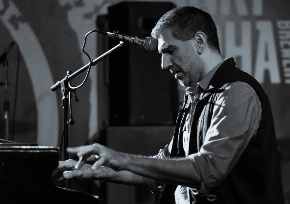 Dueling Pianos