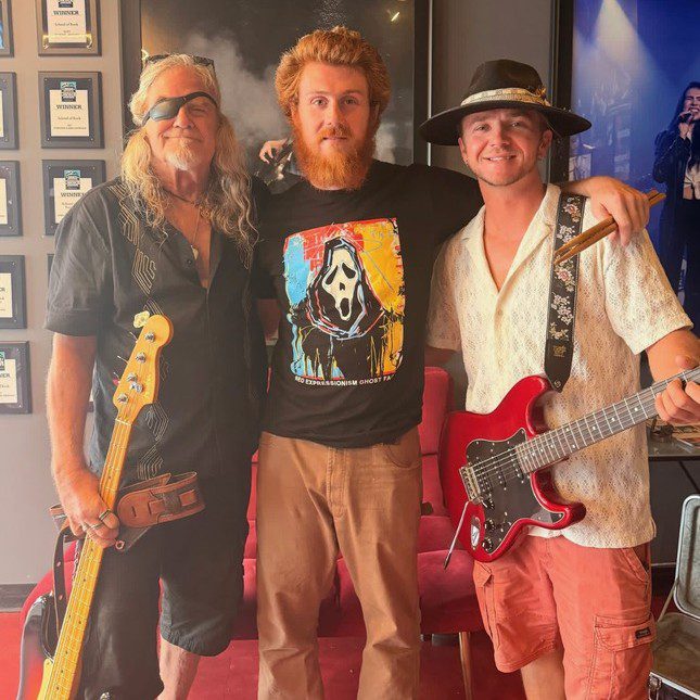 <b><a href="https://www.sbdac.com/rooftop/">Live at Sidney\'s Rooftop: Top Shelf Rhythm</a></b>